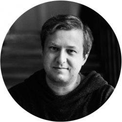 Антон Долин