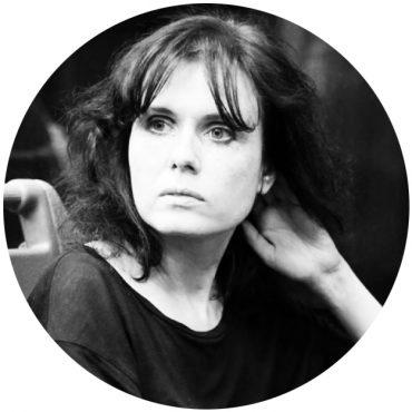 Алена Званцова